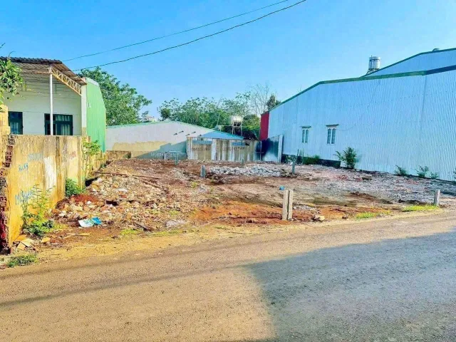 Bán đất Mặt tiền Hoàng Thế Thiện  92.2m² có sẵn 70m² thổ cư ngang 5m giá 3.9 tỷ tại Phường Buôn Ma Thuột