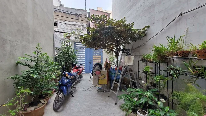 HẺM XE HƠI, BÁN ĐẤT TẶNG DÃY TRỌ, SẴN DONG TIỀN, KẾ PMH, NHỈNH 6TY