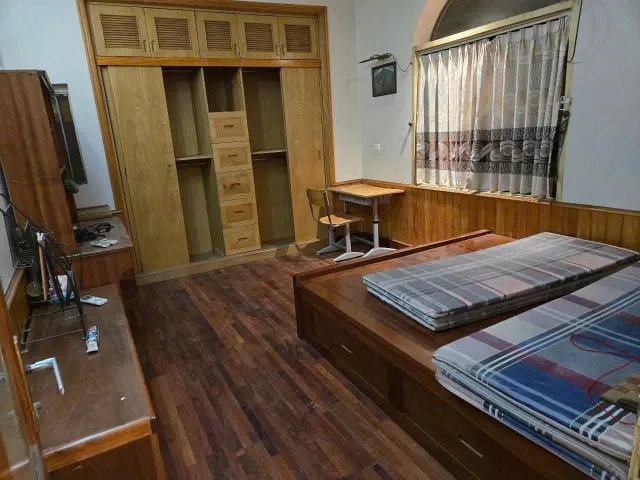 Cho Thuê Chung Cư 100M² 3 Ngủ - Kim Ngưu - Hai Bà Trưng/ Nội Thất CB - Giá Thuê 12tr