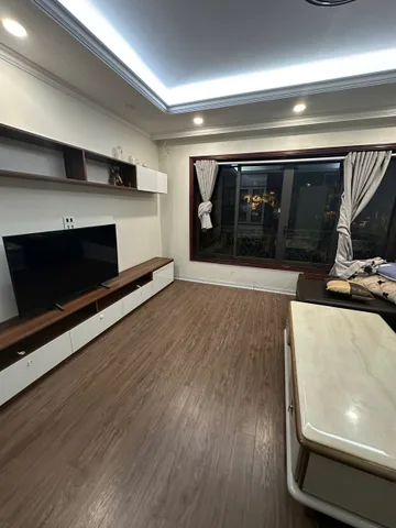 Cho Thuê Nhà Cầu Giấy 55M² 5 Tầng Thang Máy - Nội Thất CB - Ngõ Rộng - Kinh Doanh - Giá Thuê 30tr