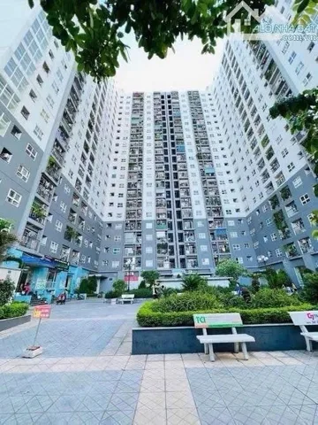 Bán CC Đại Kim Building 70m, 2PN viu hồ, mặt đường, 5,2Tỷ