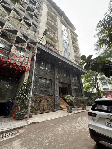 Bán nhà Lê Văn Lương, 202m, OTOO tránh, vỉa hè, xây toà 10 tầng. 105 Tỷ