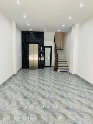 Cho Thuê Nhà Mặt Phố Phú Lương - Hà Đông 50M² 5 Tầng 3 Ngủ - Nội Thất CB - Thang Máy - Vừa Ở, Vừa Kinh Doanh - Giá Thuê 20tr