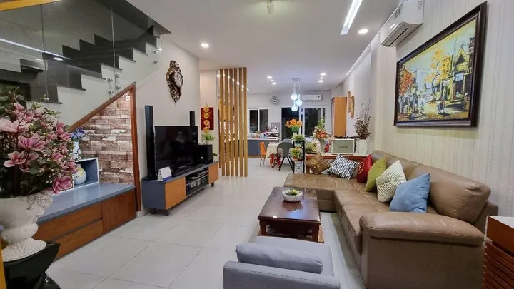 NHÀ NGANG ĐẸP 6M, HẺM 4M SẠCH SẼ THÔNG THOÁNG, GIÁ TỐT KHU VỰC, 5,X TY