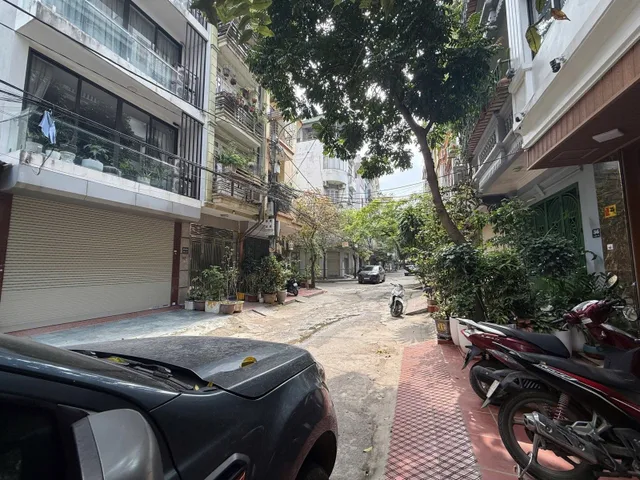 Bán nhà Đền Lừ 1, dt 40m² full thổ cư ngang 4m giá 17.9 tỷ tại Đường Đền Lừ 1 Phường Tương Mai (MUA/BÁN BĐS nhắn tin Zalo 0862299066)