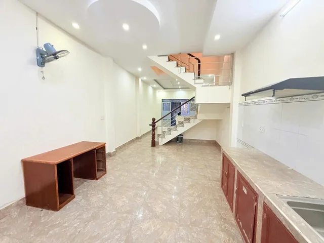CHỈ 6.3 TỶ CÓ NHÀ 1 TRỆT 1 LẦU LINH TRUNG CÁCH METRO 5 PHÚT KHU AN NINH TUYỆT ĐỐI