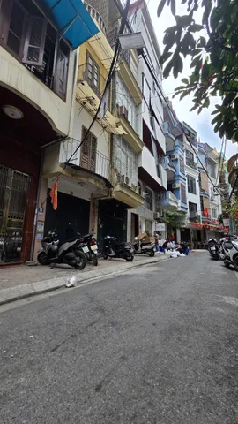 Bán nhà Võ Văn Dũng 30m² full thổ cư ngang 3m giá 17.1 tỷ tại Đường Võ Văn Dũng Phường Đống Đa (MUA/BÁN BĐS nhắn tin Zalo 0862299066)