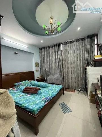 BÁN NHÀ KHU Y TẾ KỸ THUẬT CAO BÌNH TÂN 55M2 5 TẦNG 5PN 5.7 TỶ HẺM XE HƠI FULL NỘI THẤT