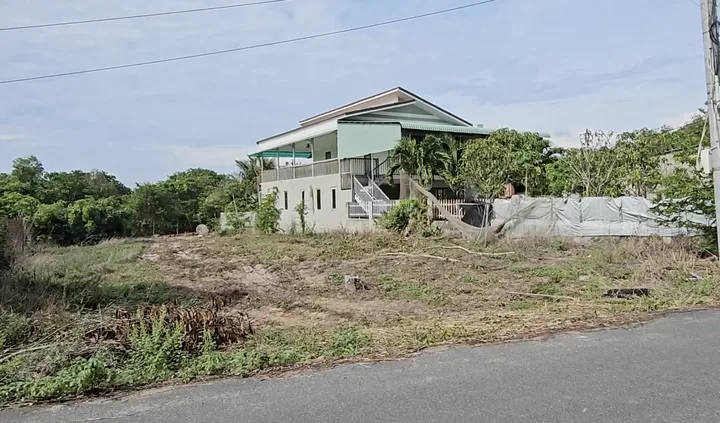 Bán đất 578.5m² có sẵn 40m² thổ cư ngang 15,54m giá 6.8 tỷ tại Xã Bình Châu