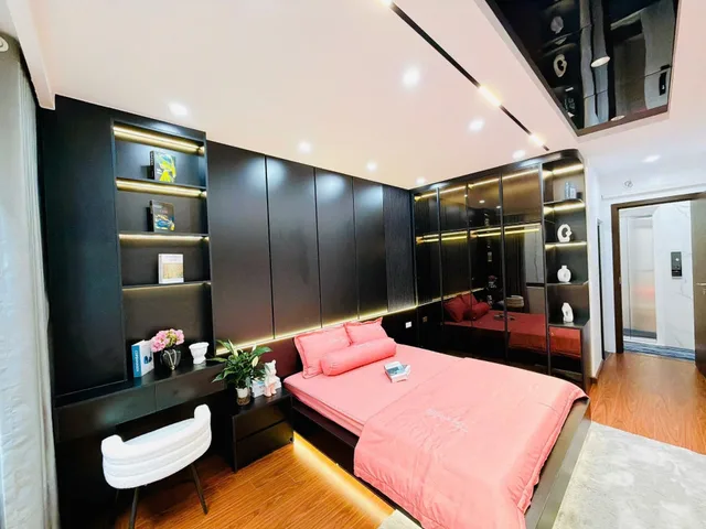 💥 Nhà Đẹp 6 Tầng Thang Máy, TT Thanh Xuân, 50m Ra Phố, Gần Vành Đai 2.5, Giá 9.x  Tỷ