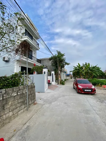 Bán 70.8 m Hoa Động ngõ ô tô . Đi 5 o ra tới trung tâm hành chính . L/h;076.231.9990 e Thúy