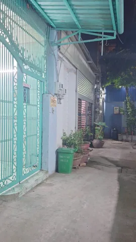 Nhà Tỉnh Lộ 10_Dt (4×14m)_hơn 3ty_hẻm xe hơi