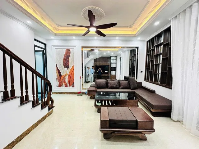 TRUNG TÂM CẦU GIẤY – 20M Ô TÔ – NHÀ ĐẸP – FULL NỘI THẤT – 41M2 – 6 TẦNG – 3 NGỦ RỘNG – CHỈ 9,4 TỶ