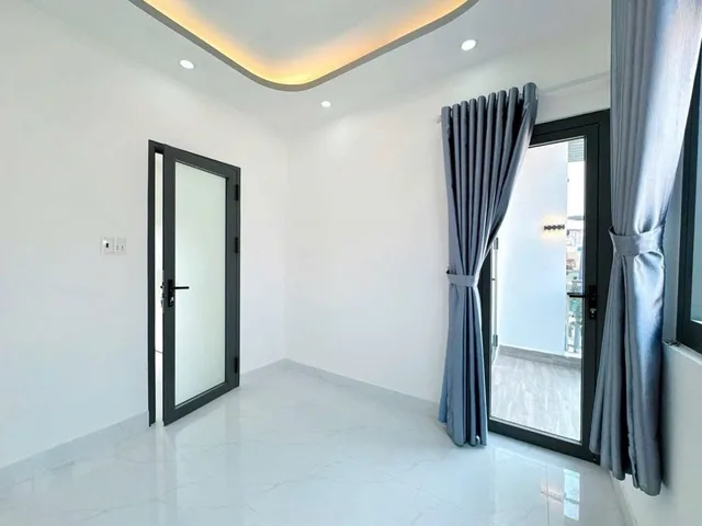 NHÀ MỚI TINH - TẶNG FUll NỘI THẤT - ĐƯỜNG HUỲNH TẤN PHÁT