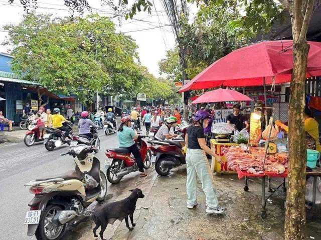 Nhà mặt tiền đường Nguyễn Thị Tồn  5.6 tỷ 3 lầu 1 trệt