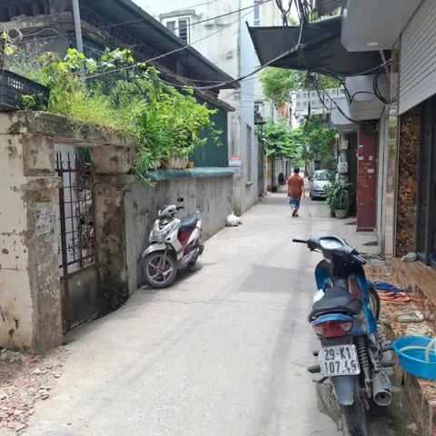 BÁN TÒA NHÀ CHDV ĐƯỜNG GIẢI PHÓNG. 80M2 - 7 TẦNG, THANG MÁY. 15 PHÒNG KHÉP KÍN.
