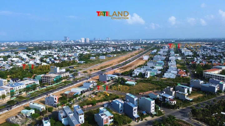 BÁN MẶC TIỀN ĐƯỜNG VÕ CHÍ CÔNG