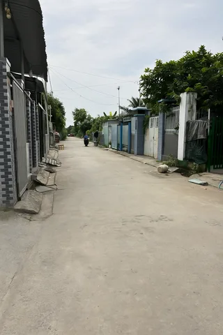 Bán đất thổ cư 9x23.5m, khu dân cư hiện hữu, ô tô vào tận nơi