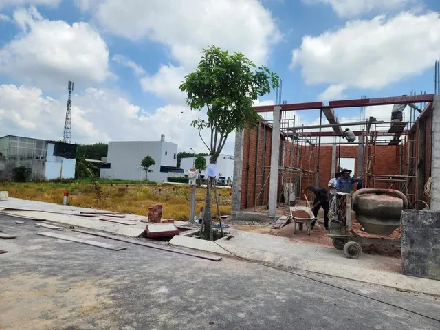 VỀ QUÊ NÊN NHƯỢNG LẠI ĐẤT ODT NGAY QUỐC LỘ 13 THÔNG 2 ĐẦU GIÁ 850 TRIỆU