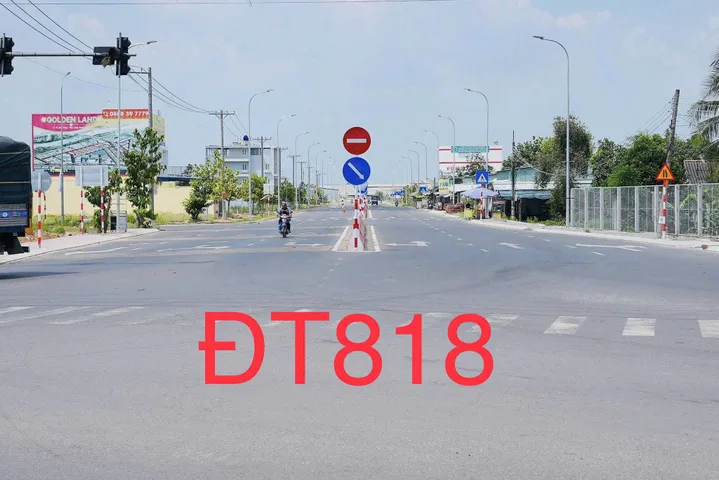 VỀ QUÊ BÁN TRỤC ĐƯỜNG SỐ 4 KHU ĐÔ THỊ TT HÀNH CHÍNH THỦ THỪA,100=1TY 250