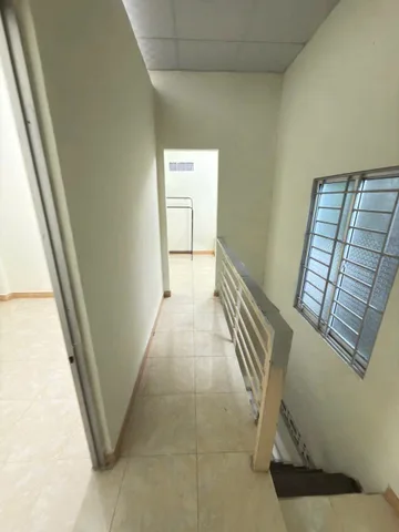BÁN NHÀ 2 TẦNG – 3 PHÒNG NGỦ – GẦN CHỢ PHƯƠNG SÀI, NHA TRANG