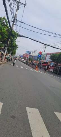 Bán nhà 173m² full thổ cư ngang 8m giá  24.5  tỷ tại Đường Phan Văn Hớn,  Đông Hưng Thuận