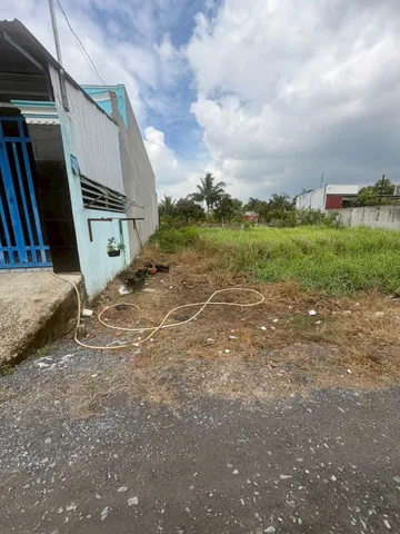 Bán đất 147m² có sẵn 145m² thổ cư ngang 5m giá 1.2000000005301E+14 tỷ tại Xã Đức Hòa
