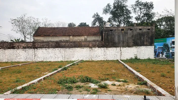 bán lô đất .gạnh nhà văn hóa thôn hạnh côn .xã xuân mai.hà nội