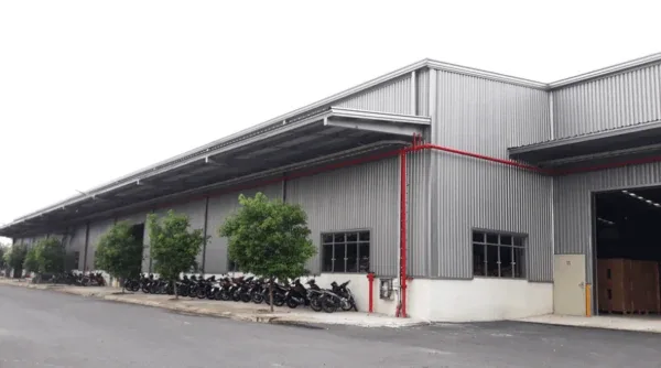 Cho Thuê Xưởng với Khuôn Viên Độc Lập. KCN Long Khánh - Đồng Nai. DT: 5200m2. Chỉ 3,8usd/m2