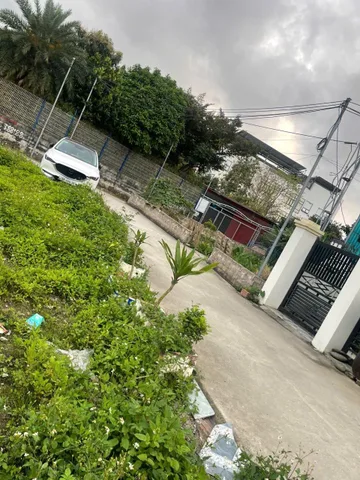 Chủ gửi bán 55 m Thôn 1 Thiên Hương ngay khu Cn Nam cầu kiền.l/h:076.231.9990 e Thúy 
Ngõ ô tô đỗ cửa 
Cách 203 chỉ hơn 100 m 
Mua ở hay đầu tư đều đẹp 
Giá 1 tỉ 3 xx 
L/h:076,231.9990