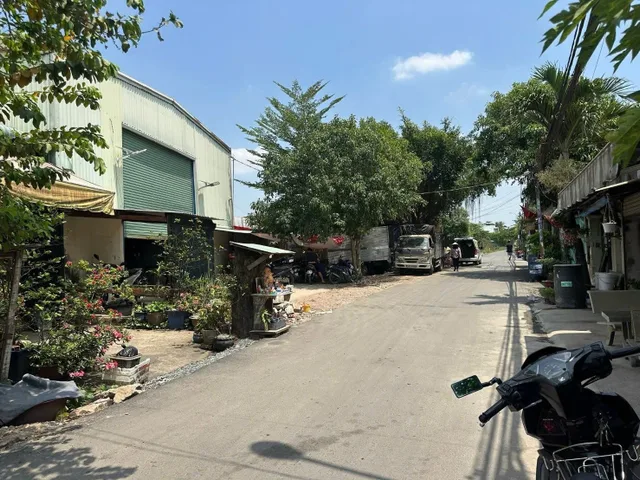 Bán kho nhà xưởng mặt tiền đường Số 21 xã Vĩnh Lộc B huyện Bình Chánh TPHCM, DT: 8x28m.