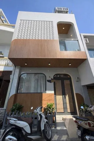 Chỉ 5 Tỷ Nhỉnh - Bình Tân - Hẻm 1 Sẹc - Đường 5M - Nhà Đẹp - Tặng Full Nội Thất - Giáp Quận 6 - 42M2 - 2 TẦNG - 2PN