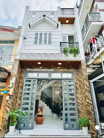 Chính chủ bán gấp nhà 39m² đường Diên Hồng, P1, Bình Thạnh. Xây 2 tầng, hẻm 5m, giá 2 tỷ 560