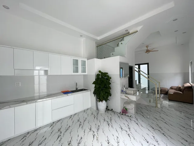 Bán nhà 45m² full thổ cư ngang 8.45m giá 2.39 tỷ tại Đường Cách Mạng Tháng 8 Phường Cái Khế