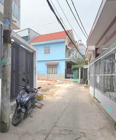 Nhà Tỉnh Lộ 10_Dt (4.2×14)_nhỉnh 5ty xíu_hẻm xe hơi