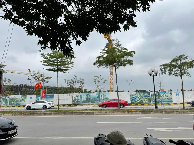 Bán lô 75m2 tại Phố Huyện Văn Lâm ngay KĐT Hoàng Vương, giá tốt: 0835459289