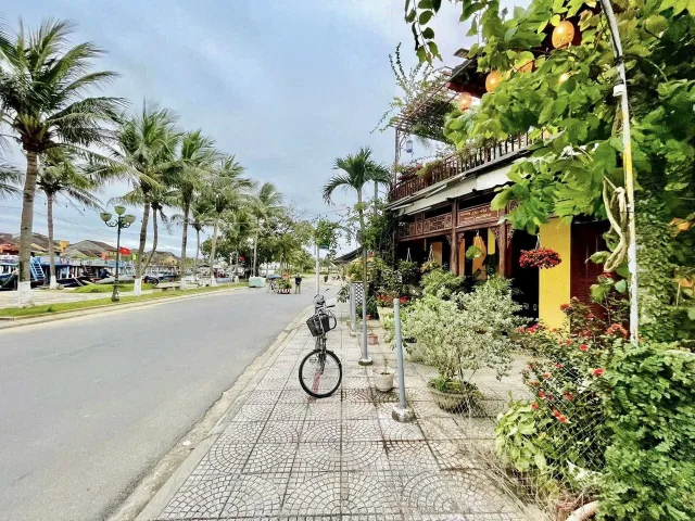 BÁN BIỆT THỰ GỖ PHONG CÁCH CỔ ĐIỂN- CĂN GÓC 2 MẶT TIỀN Đ.NGUYỄN PHÚC CHU, PHỐ CỔ HỘI AN, ĐÀ NẴNG- NGANG LỚN 9,6M*16M- 0938676685 GIANG GIANG