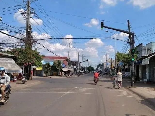 Bán lô đất ngay chợ Suối Tre mặt tiền đường Bình Lộc Tín Nghĩa