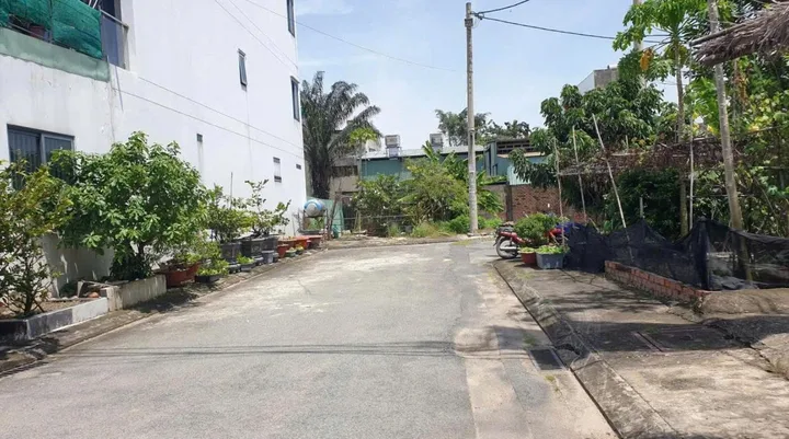 Bán đất 81m² full thổ cư ngang 6m giá 4.2 tỷ tại Đường Thới Tam Thôn 18 Xã Đông Thạnh 437