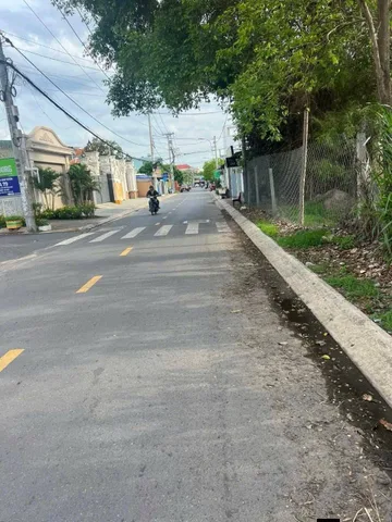Bán đất 138m² có sẵn 92m² thổ cư ngang 5m tại Đường Lê Lợi Xã Hóc Môn