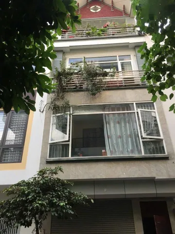 Cho Thuê Biệt Thự Phân Lô - Đường Thanh Bình - Mỗ Lao - Hà Đông 50M² 5 Tầng 4 Ngủ - Full Nội Thất - Ô Tô Đỗ Cửa - Giá Thuê 18tr