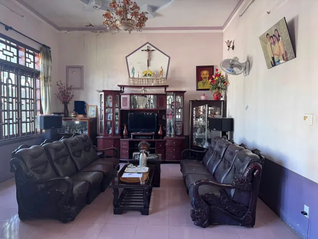 NHÀ HẺM 37 NGUYỄN PHÚC CHU