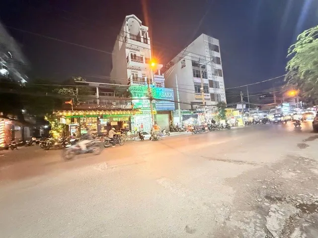 Nhà hẻm Phạm Văn Bạch - Đầy đủ tiện ích - 2 tầng - chỉ 7 tỷ 8