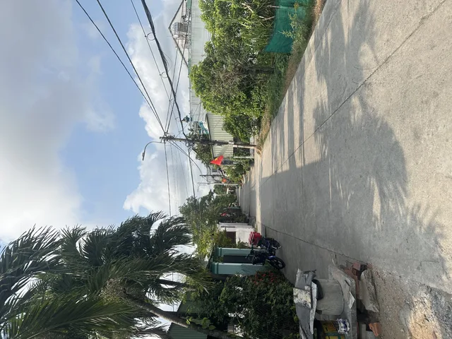 Bán lô đất đẹp cho nhiều mục đích kinh doanh dòng tiền,tại đường Đình Bình Trường  Bình Chánh TPHCM.