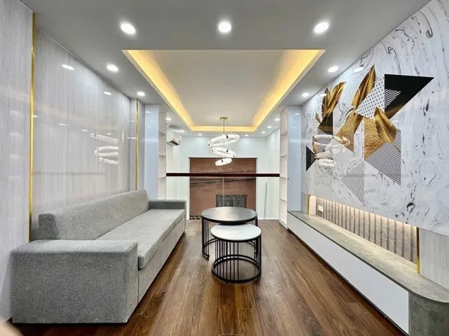 Tầm hơn 7 tỷ có ngày nhà đẹp Khương Trung – 30m2 x 5 tầng – Gần hồ thoáng mát, ở sướng lâu dài