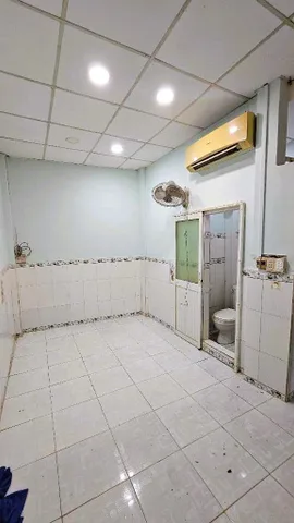 NHÀ 2 TẦNG NGUYỄN TRỌNG TUYỂN, GIÁP PHÚ NHUẬN, NHỈNH 1 TỶ SHR