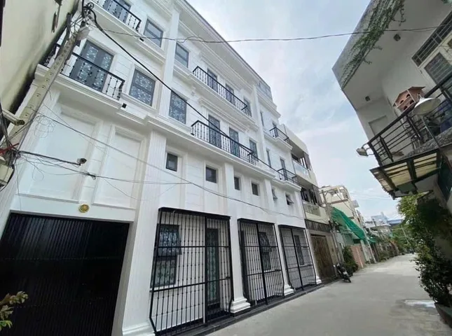 BÁN CĂN HỘ DỊCH VỤ, LINH ĐÔNG - 200m2 - 4 TẦNG - GIÁ 12.5 TỶ - DÒNG TIỀN 70tr/THÁNG