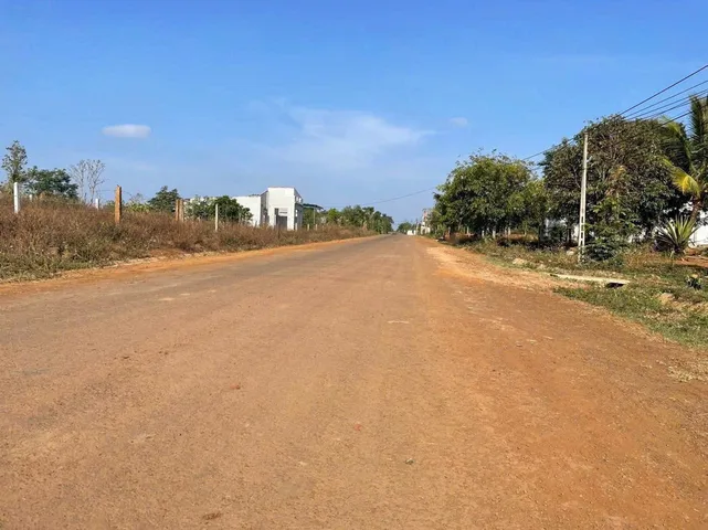 Bán đất 278.6m² có sẵn 40m² thổ cư ngang 5.0m giá 550 triệu tại Phường Buôn Hồ