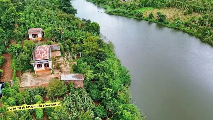 Bán đất 220.7m² có sẵn 60m² thổ cư ngang 10m giá 350 triệu tại Xã Ea Tul