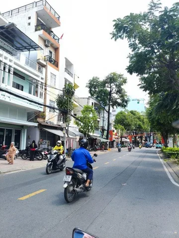 Bán nhà Hưng Phú Q. 8 sát cầu Nguyễn Tri Phương - 3 tầng chỉ 8.3 tỷ